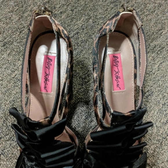 Betsey Johnson Embellished Heels Size 8.5 - Picture 5 of 8